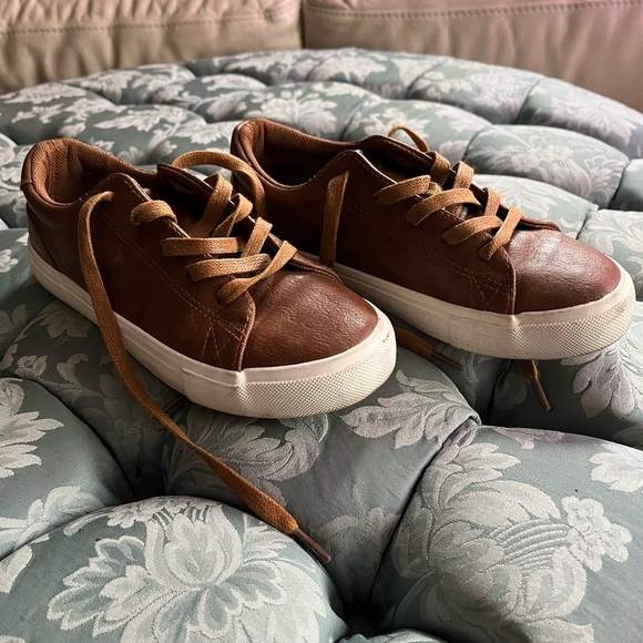 Kids shoes - Picture 1 of 4